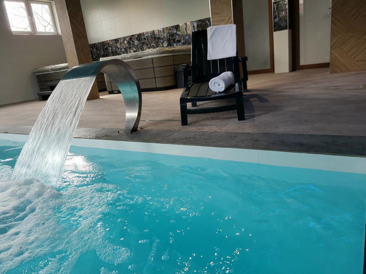 דירות Jastrzębia Góra Dom Jastrzebia Z Basenem I Jacuzzi מראה חיצוני תמונה