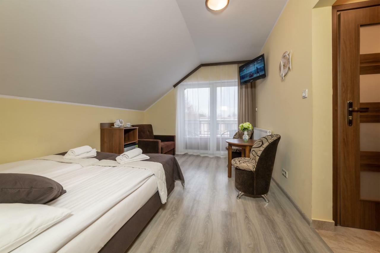 דירות Jastrzębia Góra Dom Jastrzebia Z Basenem I Jacuzzi מראה חיצוני תמונה
