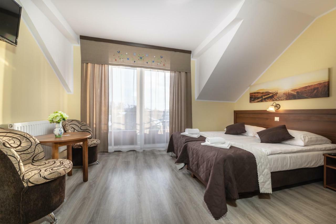 דירות Jastrzębia Góra Dom Jastrzebia Z Basenem I Jacuzzi מראה חיצוני תמונה