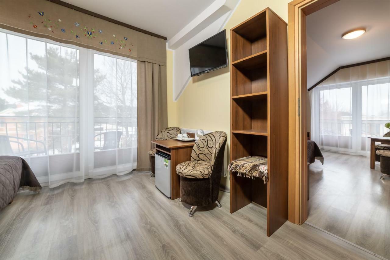 דירות Jastrzębia Góra Dom Jastrzebia Z Basenem I Jacuzzi מראה חיצוני תמונה